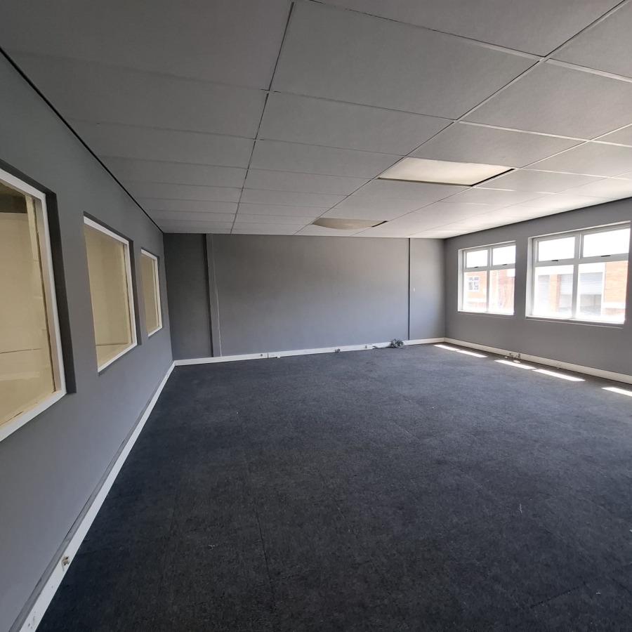 To Let commercial Property for Rent in Stikland Western Cape